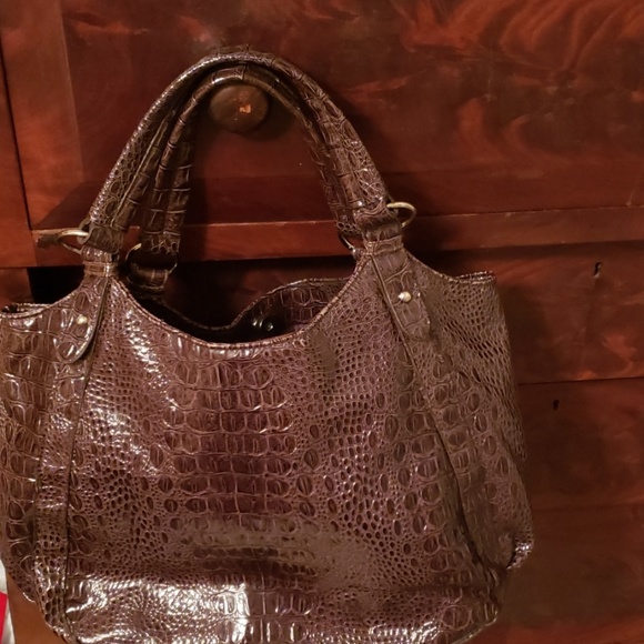 BEAUTIFUL BROWN SNAKE SKIN LIKE PATENT BAG - Picture 7 of 7